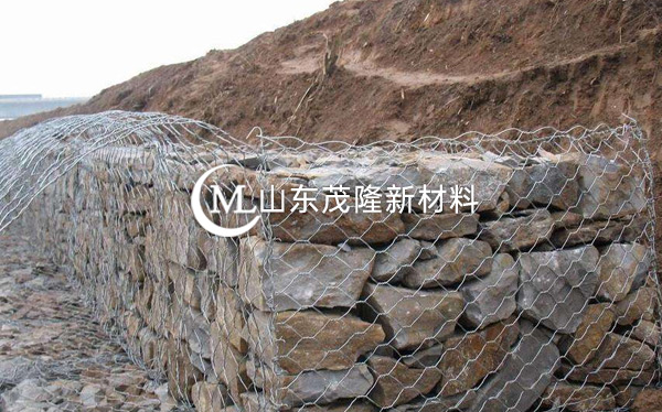 《水曹项目》渗排水网垫、石笼网施工