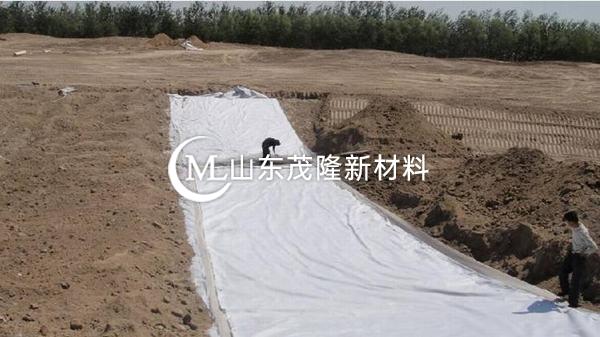 针刺土工布的原料是什么？