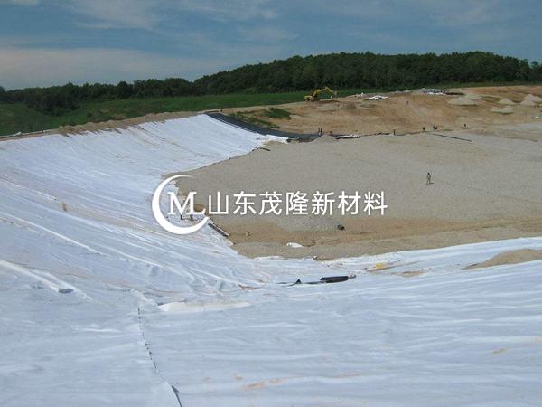 土工布孔径测试方法比较分析  第1张