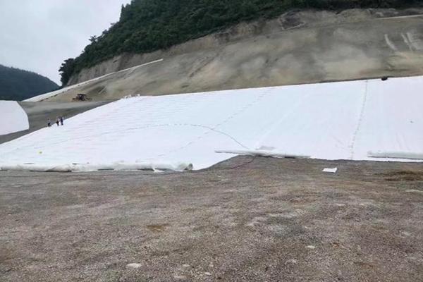 土工布在护坡工程中的施工技巧详解  第3张