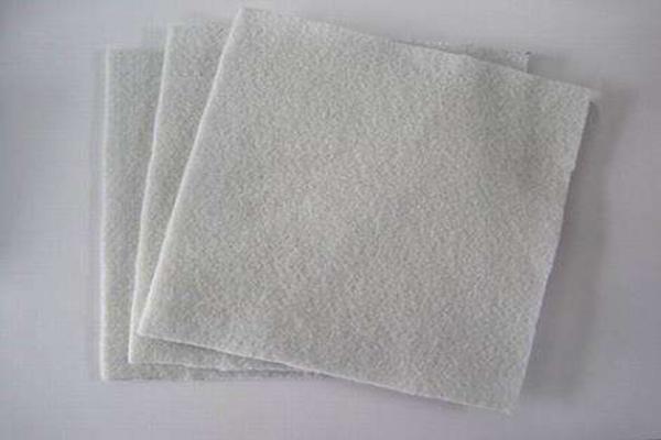 “土工布，助力公路土壤层塌陷裂缝修复”的探讨  第1张