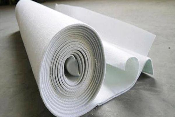 土工布铺设指南:掌握两布一膜的正确方法 第1张