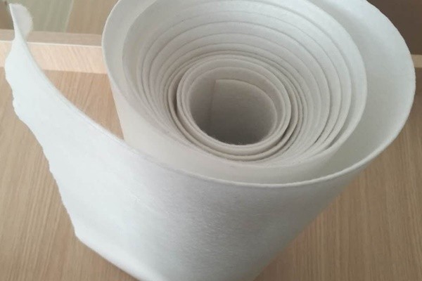 土工布在防止地基沉降、增强路基稳定中的结构原理  第2张