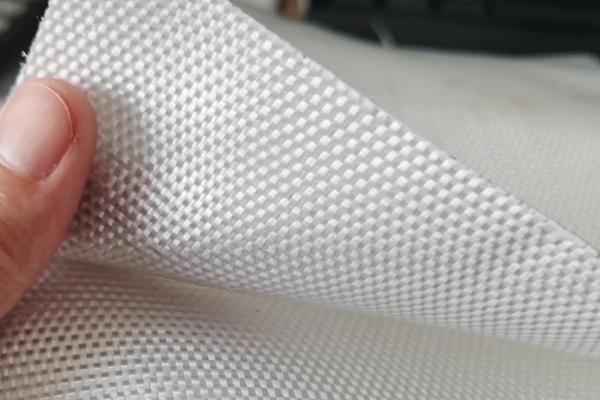 高强加筋土工布的容重是多少吨 第1张