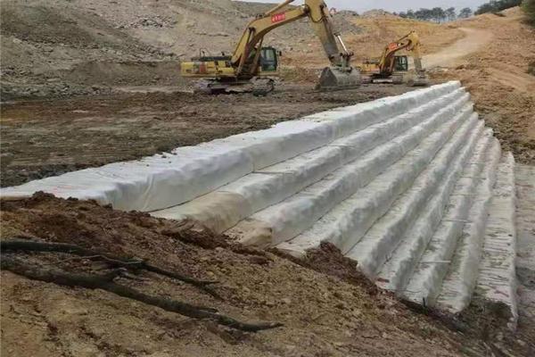 高强加筋土工布垫层的连接方式  第3张