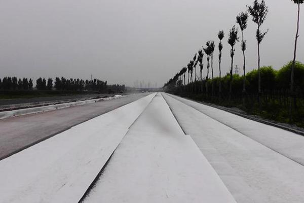 土工布一般用多厚的呢？  第2张