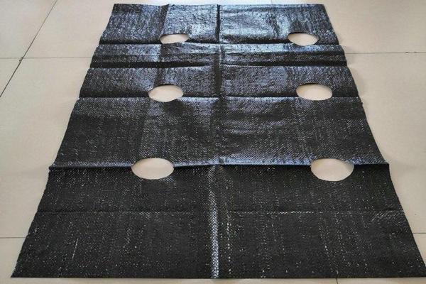 打孔防草布使用注意事项 第1张